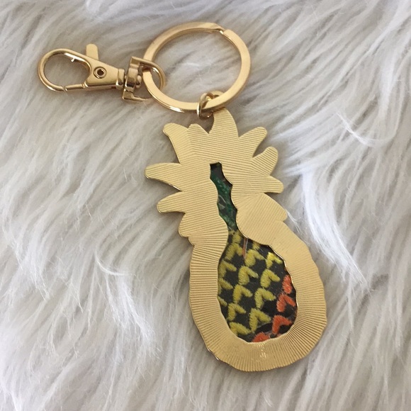 Pineapple patch keychain - Picture 3 of 5